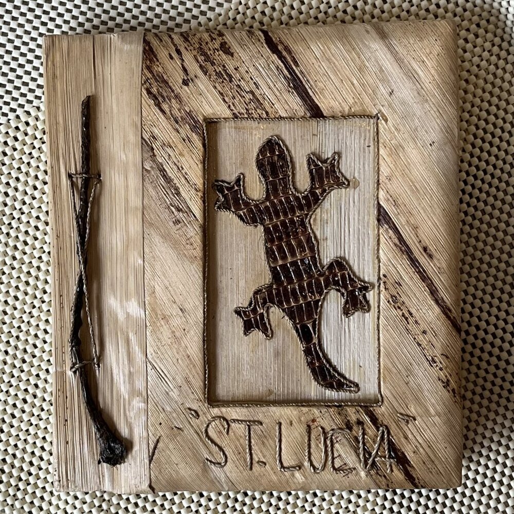 Handcrafted St. Lucia Natural Leaf Photo Album Tropical Gecko Design Scrapbook